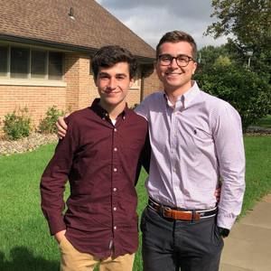 Meet your Posher, Zach